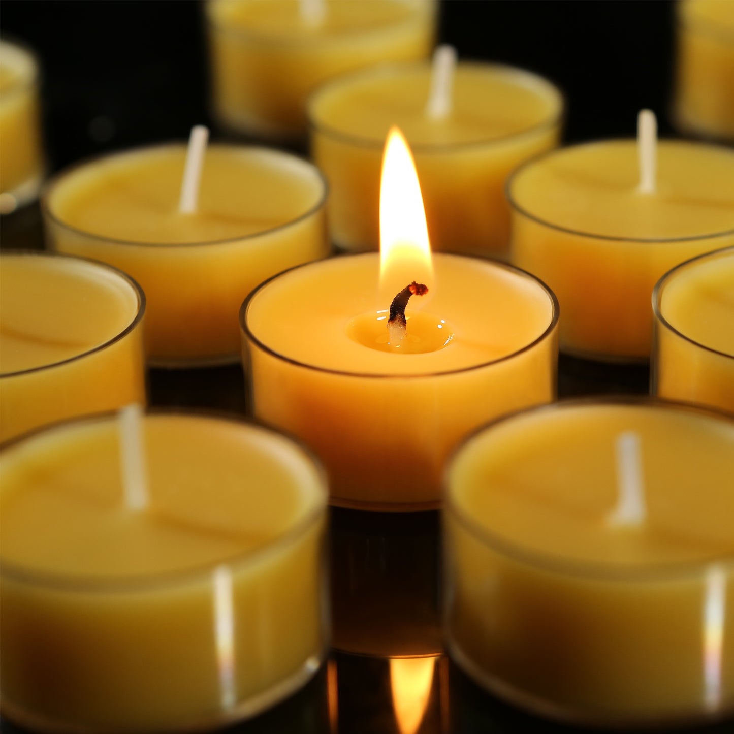 DILILILI 36 Packs Beeswax Tealight Candles, 100% Pure Beeswax Candles | 3.5-4 Hour Extended Burn Time | Natural Beeswax Tea Lights in Clear Cup, Perfect for Home Deco,Air Purification,Fragrance
