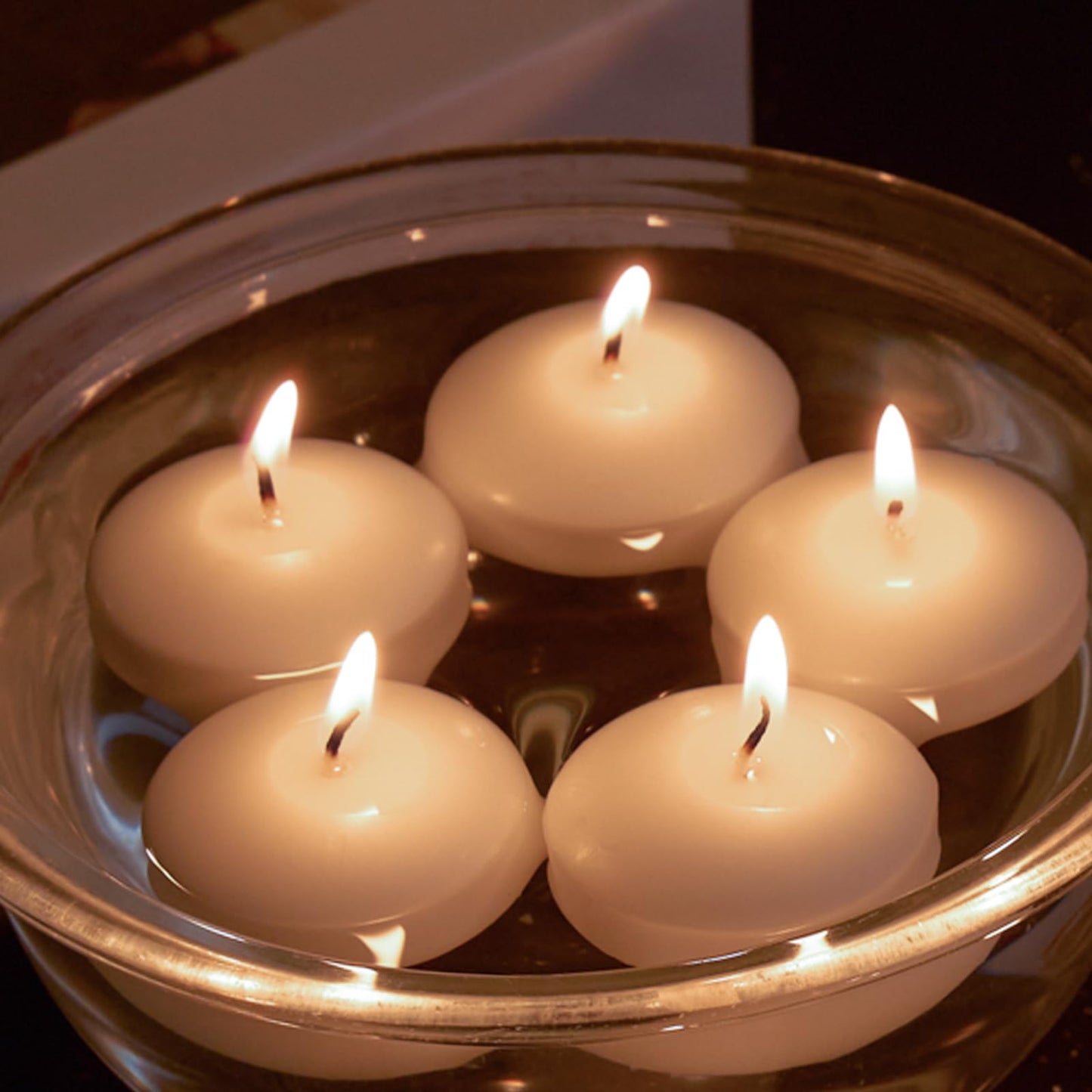 DILILILI 20 Pack Unscented Floating Candles 2 inch, White Floating Candles for Centerpieces with 5+ Hours Long Burn Time, Dripless Wax Discs Smokeless Floating Candles for Holiday, Weddings,Home